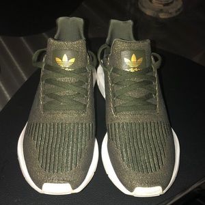 Women adidas swift run green